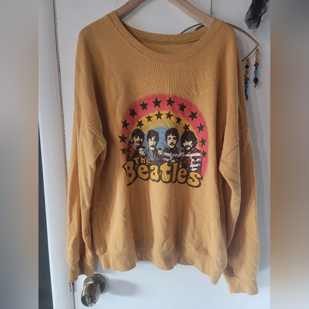 The Beatles  Yellow Graphic Sweatshirt Super Soft! MEDIUM